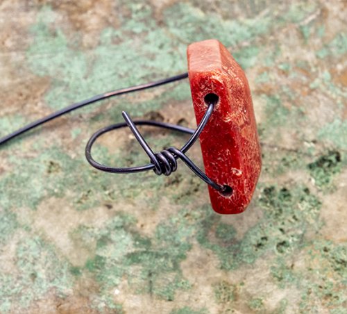 Nancy Chase's Finger Ring Bling - , Contemporary Wire Jewelry, Wire Wrapping, Wrapping, Wire Wrapping Jewelry, Make two loops around the ring wire